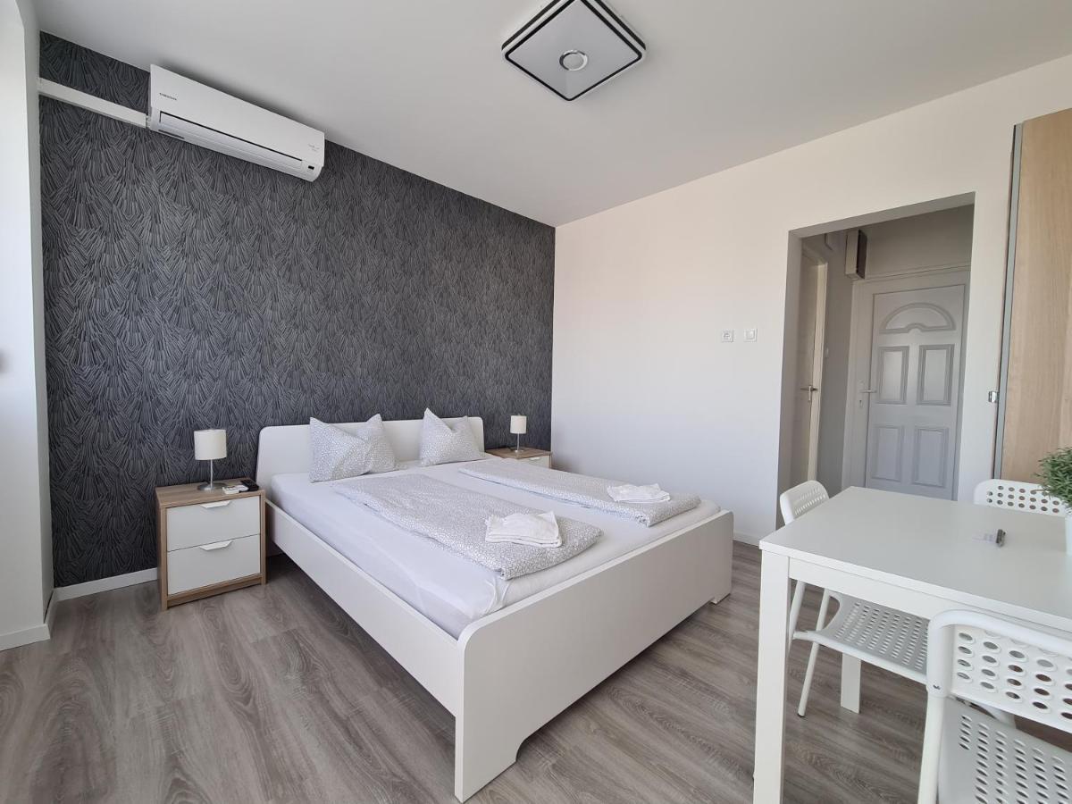 Surman Apartmanok Siofok Exterior photo
