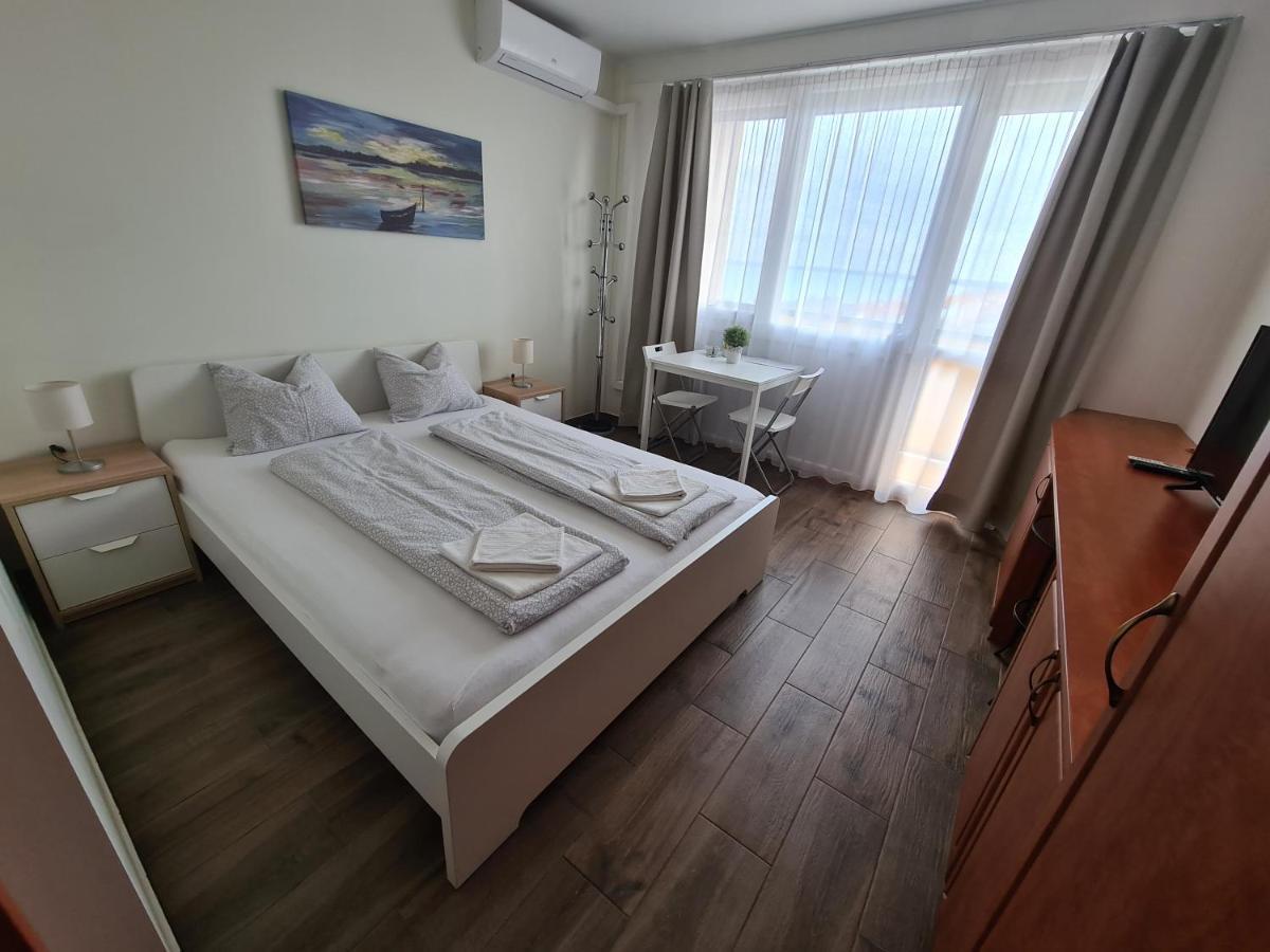 Surman Apartmanok Siofok Exterior photo