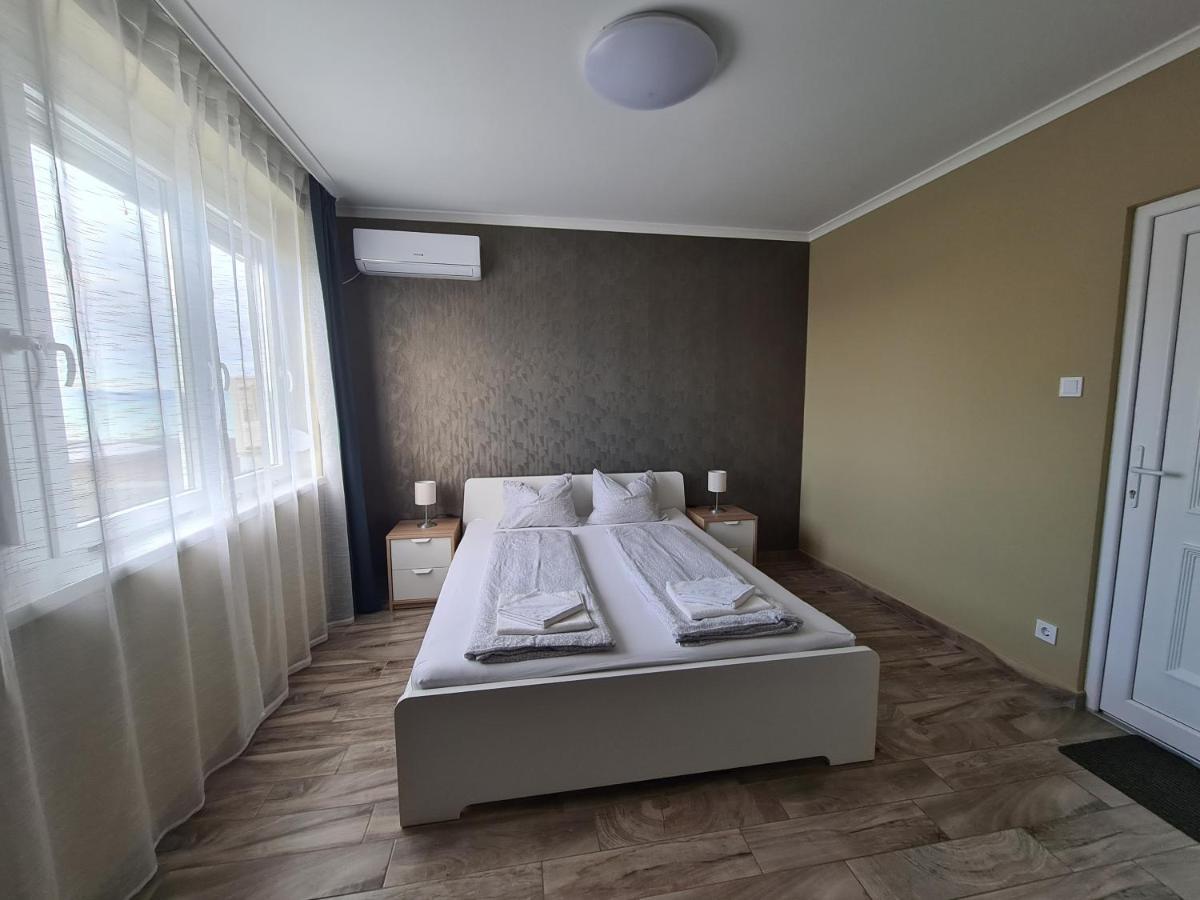 Surman Apartmanok Siofok Exterior photo