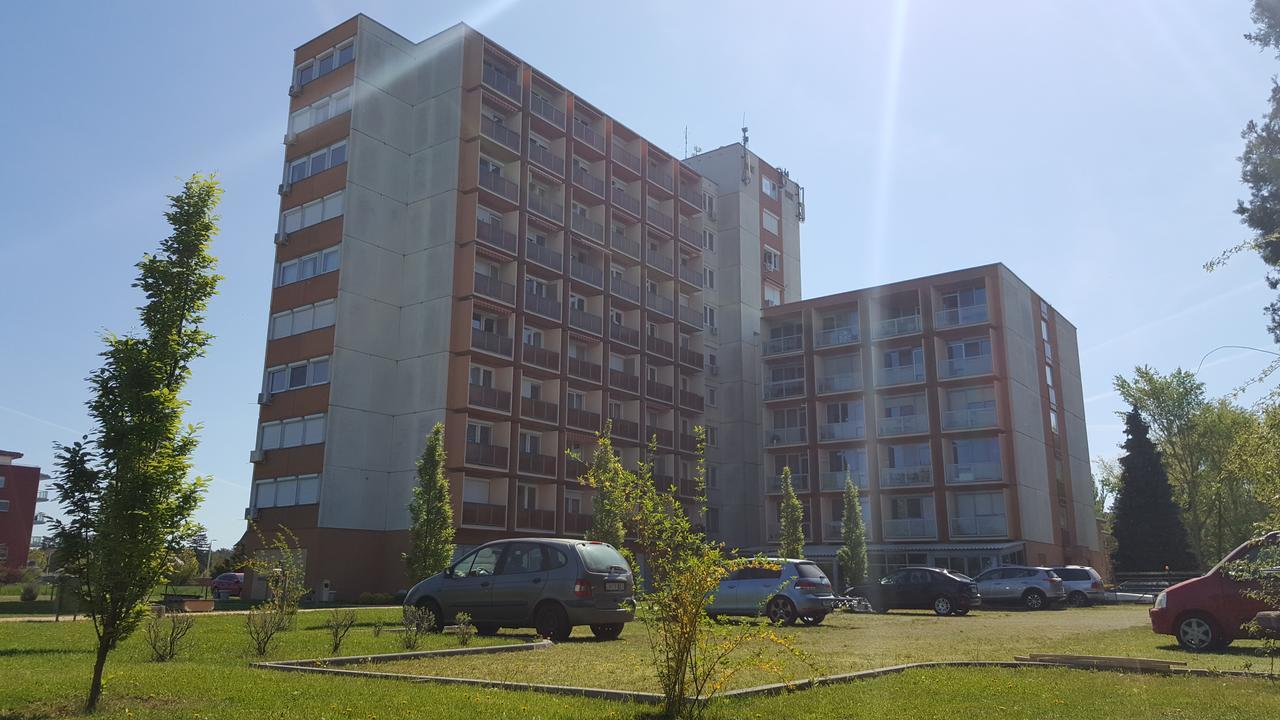 Surman Apartmanok Siofok Exterior photo