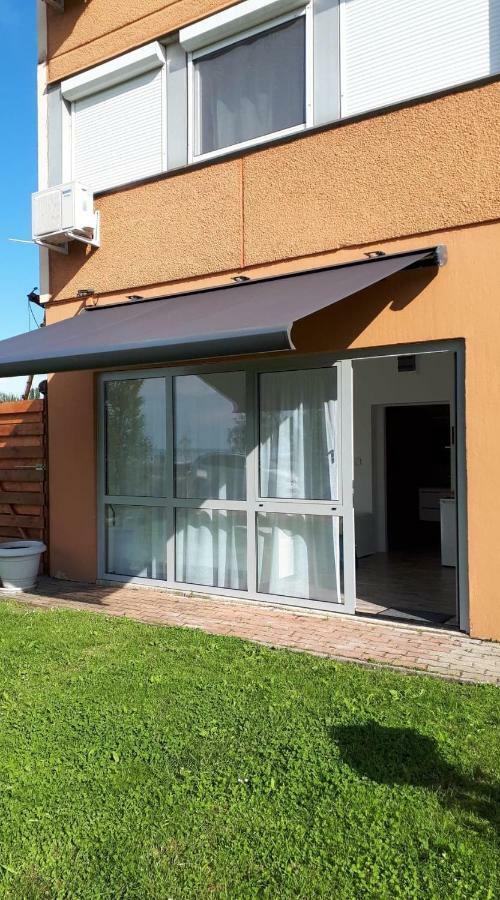 Surman Apartmanok Siofok Exterior photo